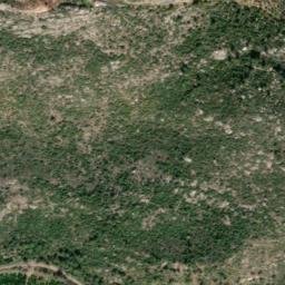 Satellite imagery of Chouqfâne el Aarâyes, LB
