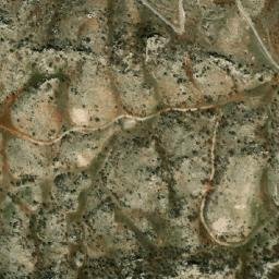 Satellite imagery of Râs el Aardîyé, LB