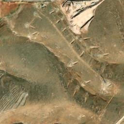 Satellite imagery of Z̧ahrat al Ḩamāḩim, SY