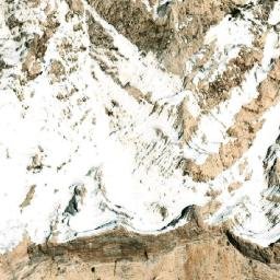 Satellite imagery of Kōh-e Ūshay, AF