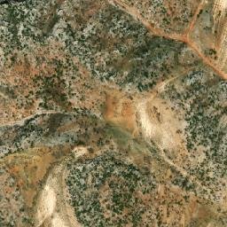 Satellite imagery of Aarîd Bou Nasser, LB