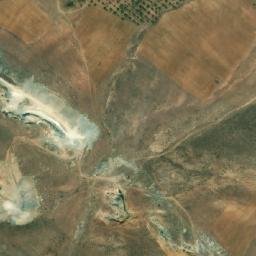 Satellite imagery of Ma‘dan-e Khāk-e Chīnī-ye Chaftareh, IR