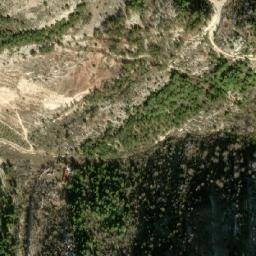 Satellite imagery of Chiaab el Mrâhât, LB