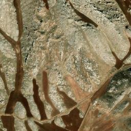 Satellite imagery of Ma‘āliq an Niyārah, LB