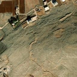 Satellite imagery of Miftāḩ Balāţ, LB