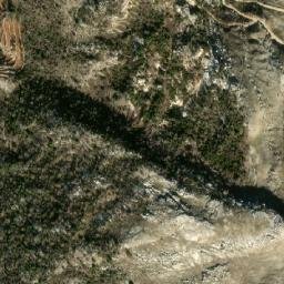 Satellite imagery of Lzâq Abou Fâroûaa, LB