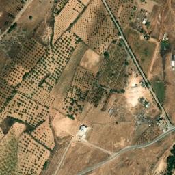 Satellite imagery of Ouaarât es Sîré, LB