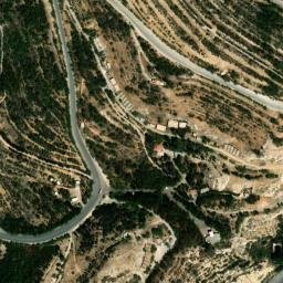 Satellite imagery of Qaşr Tishrīn, SY