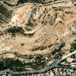 Satellite imagery of Qaşr Tishrīn, SY