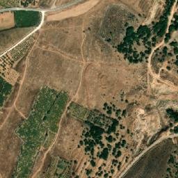 Satellite imagery of Ouaarât es Sîré, LB