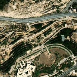 Satellite imagery of Qaşr Tishrīn, SY