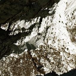 Satellite imagery of Qūl-e Pīāz, AF