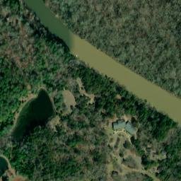 Satellite imagery of Plymouth Bluff, US
