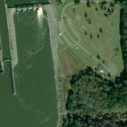 Satellite imagery of Plymouth Bluff, US