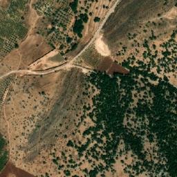 Satellite imagery of Ouaarât es Sîré, LB