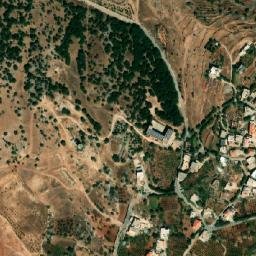 Satellite imagery of Ouaarât es Sîré, LB