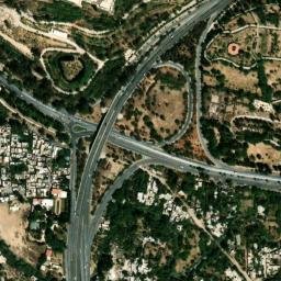 Satellite imagery of Qaşr Tishrīn, SY