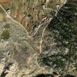Satellite imagery of Rouaïsset Aïn el Baïyâd, LB