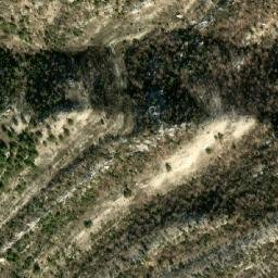 Satellite imagery of Rouaïsset Aïn el Baïyâd, LB