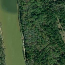 Satellite imagery of Plymouth Bluff, US