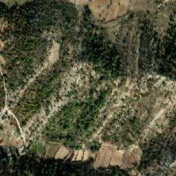 Satellite imagery of Rouaïsset Aïn el Baïyâd, LB