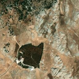 Satellite imagery of Qalaat el Kirsi, LB