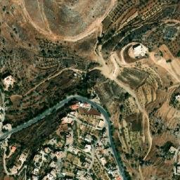 Satellite imagery of Ketf es Saouâqi, LB
