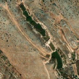 Satellite imagery of Chmîs Ouâdi es Soummâq, LB