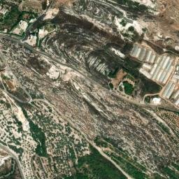 Satellite imagery of Tell Chqîf el Ahmar, LB
