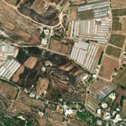 Satellite imagery of Tell Chqîf el Ahmar, LB