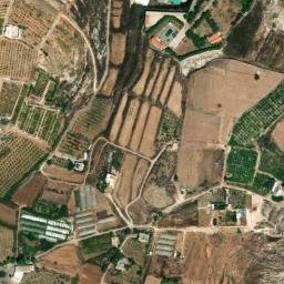 Satellite imagery of Tell Chqîf el Ahmar, LB