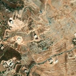 Satellite imagery of Chmîs Ouâdi es Soummâq, LB
