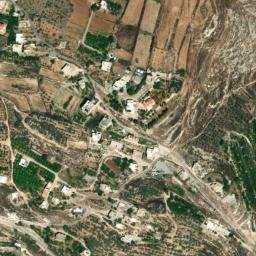 Satellite imagery of Tell Chqîf el Ahmar, LB