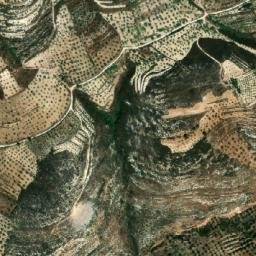 Satellite imagery of Harf er Râheb, LB