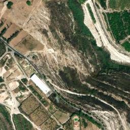 Satellite imagery of Dahr el Ksâr, LB