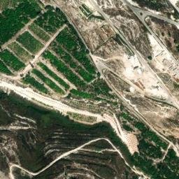 Satellite imagery of Dahr el Ksâr, LB