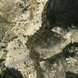 Satellite imagery of Es Sdoûr, LB