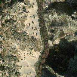 Satellite imagery of Es Sdoûr, LB