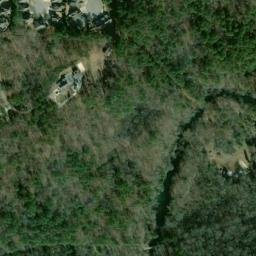 Satellite imagery of Roberts Wagon Mine, US