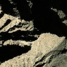 Satellite imagery of Kārēzak Ghar, AF