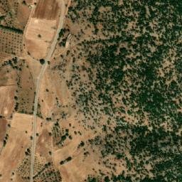 Satellite imagery of Hima el Kadrîne, LB