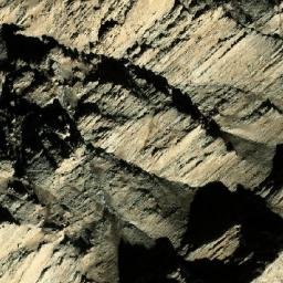 Satellite imagery of Kūh-e Nālbēṟkah, AF