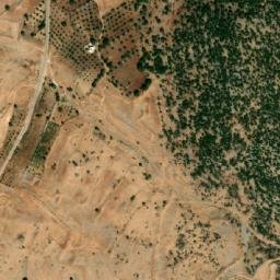 Satellite imagery of Hima el Kadrîne, LB