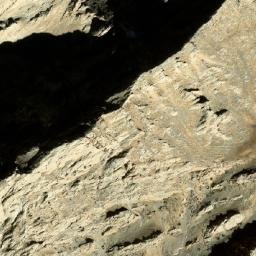 Satellite imagery of Kūh-e Nālbēṟkah, AF