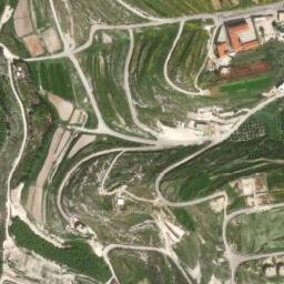 Satellite imagery of Aarîd ej Journ, LB