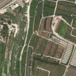 Satellite imagery of Aarîd ej Journ, LB
