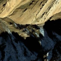 Satellite imagery of Kōh-e Qōmōrghū, AF