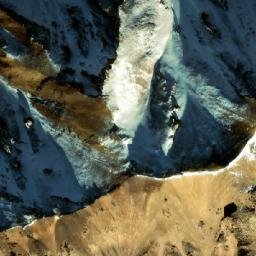 Satellite imagery of Kōh-e Zard Qadaḩ, AF