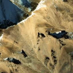 Satellite imagery of Kōh-e Zard Qadaḩ, AF