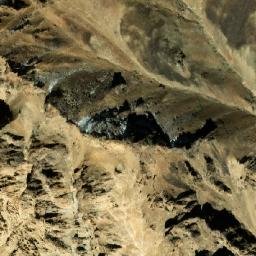 Satellite imagery of Kōh-e Zard Qadaḩ, AF